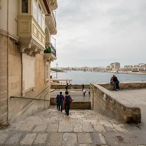 Old Theatre Lane La Valletta